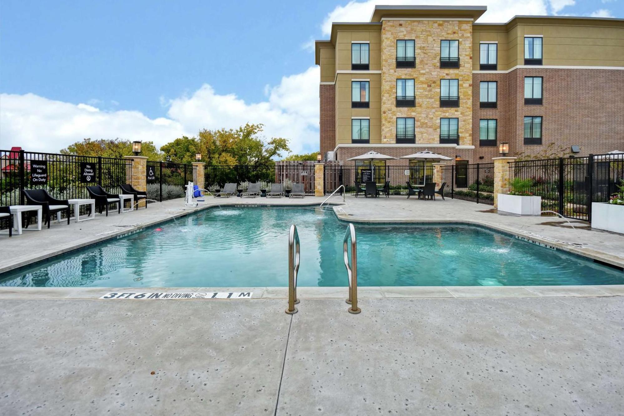 Homewood Suites By Hilton Dallas Arlington South Eksteriør billede